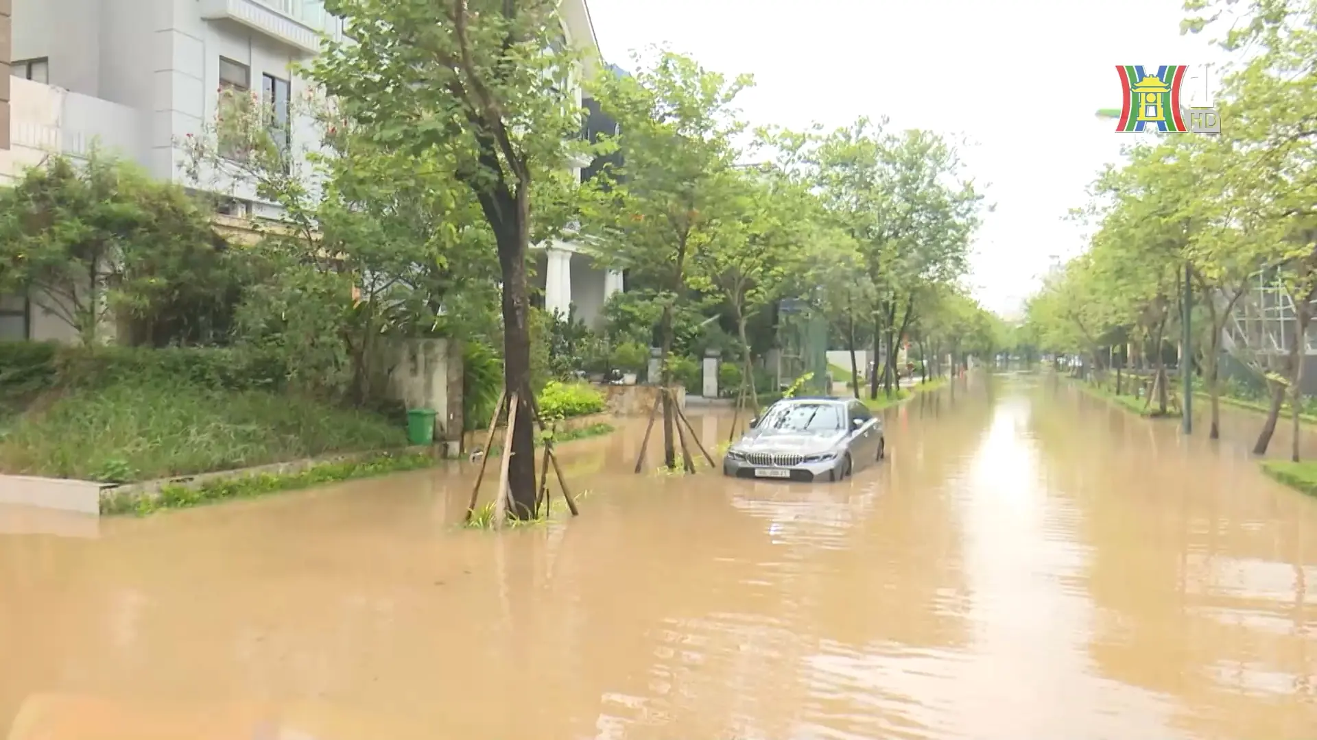 Hoàn thiện hệ thống thoát nước để hạn chế ngập úng | Chuyện đô thị | 11/10/2025